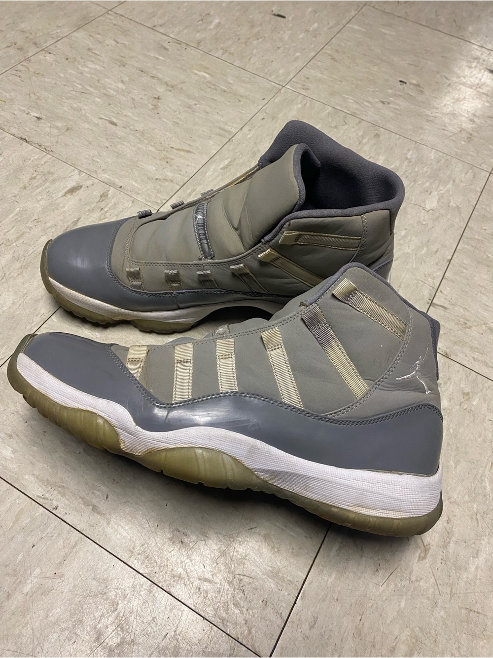 Jordan Men’s Retro 11 “cool gray” High-Top Basketball Shoes